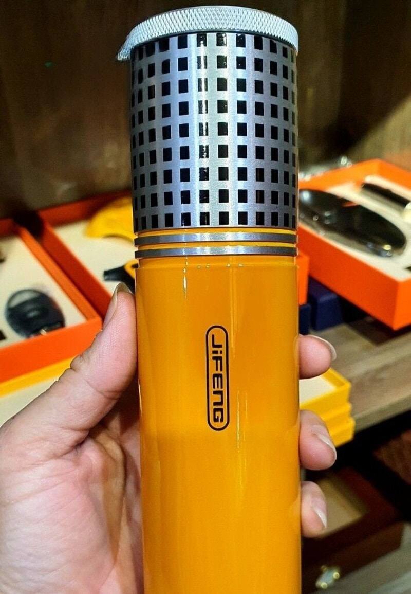 Sản phẩm hộp bảo quản 3 điếu xì gà có tác dụng bảo quản điếu thuốc trong thời gian dài